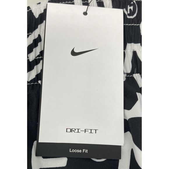 NIKE $52 ‎ Women's Dri-FIT One 2-in-1 Mid-Rise Shorts  Black NWT XXL DX0090-025 - Picture 4 of 10